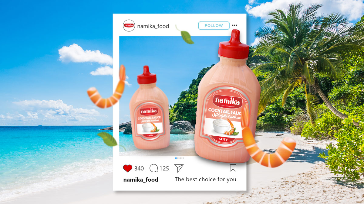 ککتایل در ساحل با منظره اقیانوس